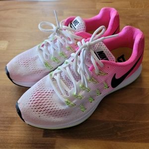 Womens 7.5 Nike Zoom Pegasus